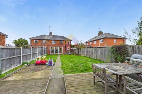 3 bedroom semi-detached house for sale, st Marys Road, Kelvedon CO5