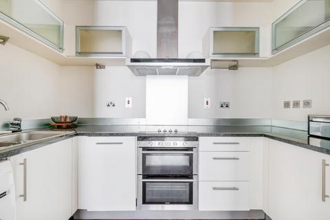 1 bedroom apartment to rent, Discovery Dock, South Quay Square