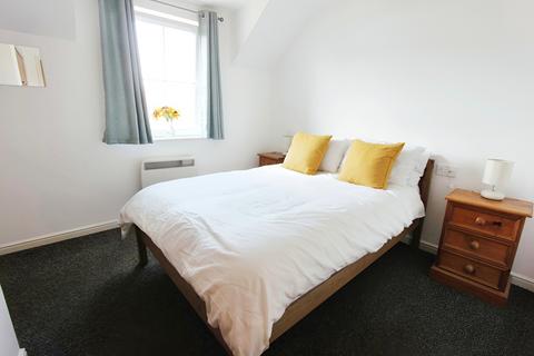 2 bedroom flat to rent, Giles Street, Edinburgh EH6