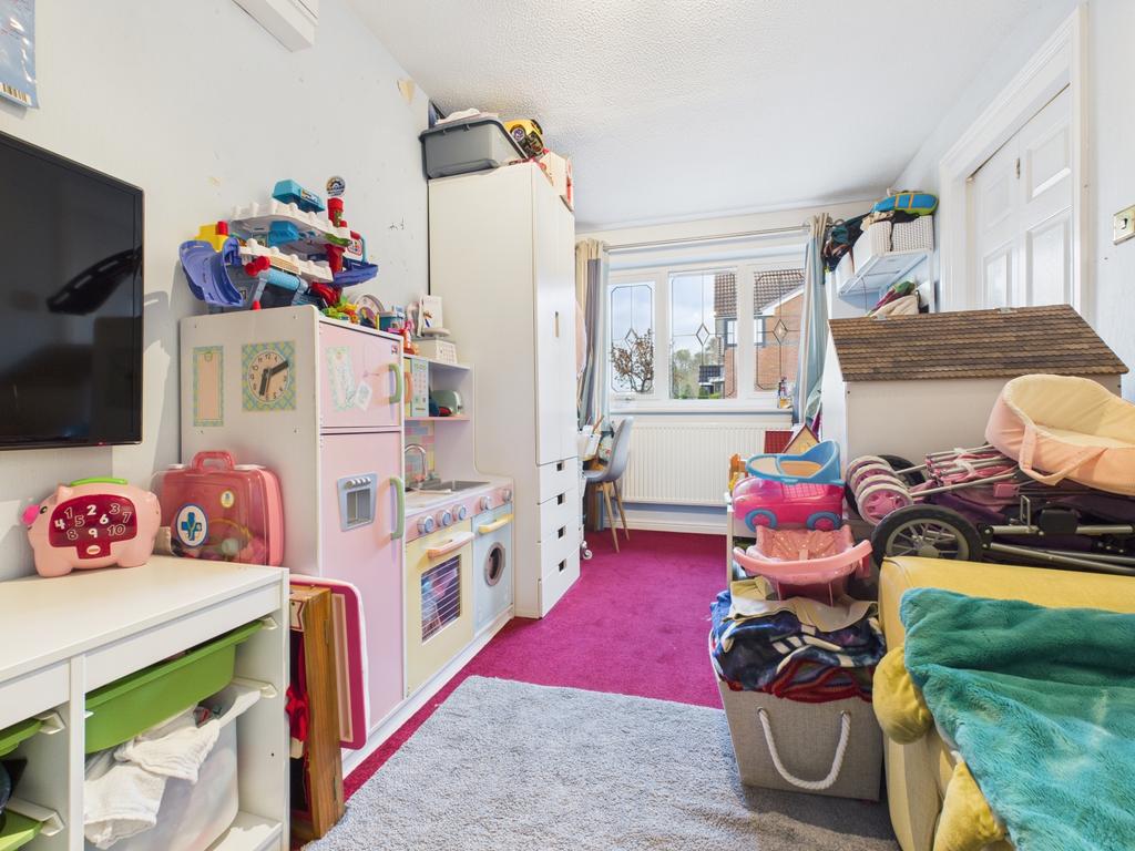 Cam03729 g0 pr0185 still014