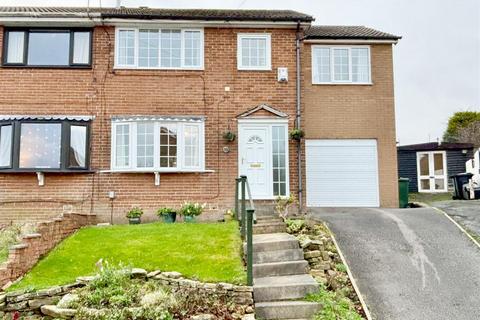 North Cliffe Drive, Bradford BD13