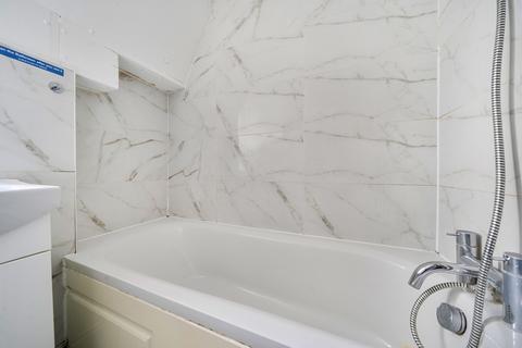 2 bedroom apartment for sale, Lambeth Walk, London