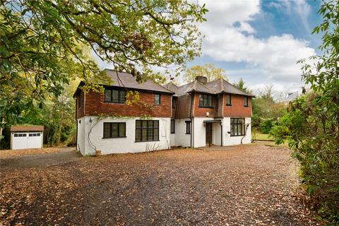 6 bedroom detached house to rent, Birds Hill Road, Oxshott, Leatherhead, Surrey, KT22