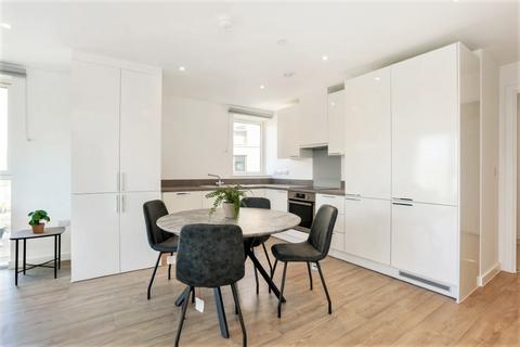 2 bedroom apartment to rent, Salford Quays Salford M50