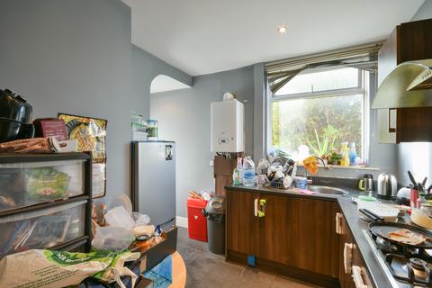 2 bedroom flat for sale, Benton Road, Newcastle upon Tyne NE7