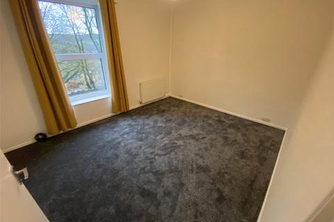 2 bedroom terraced house to rent, Stockport Road, Ashton-under-Lyne OL5