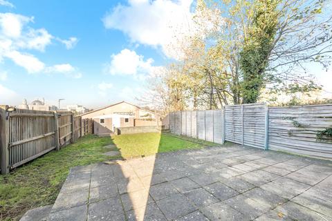 undefined, Central Road, Morden SM4