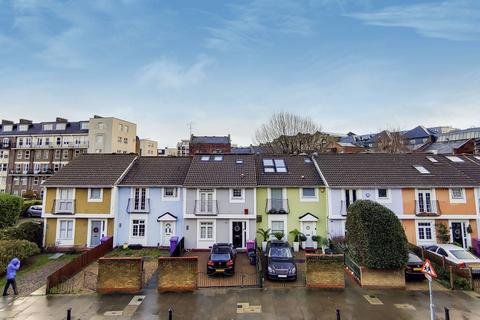 1 bedroom flat to rent, Garnet Street, Wapping, London, E1W