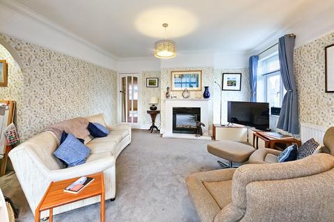 undefined, Woodside Walk, Harrogate, HG1