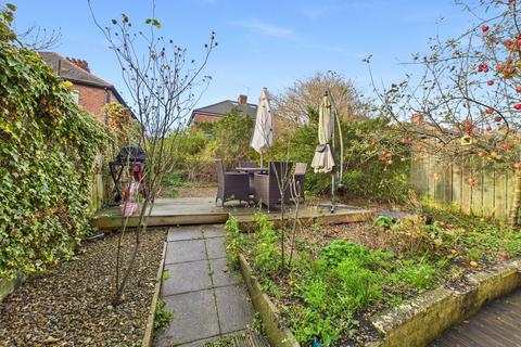 2 bedroom semi-detached house for sale, Eastgate Gardens, Fenham, Newcastle Upon Tyne, NE4