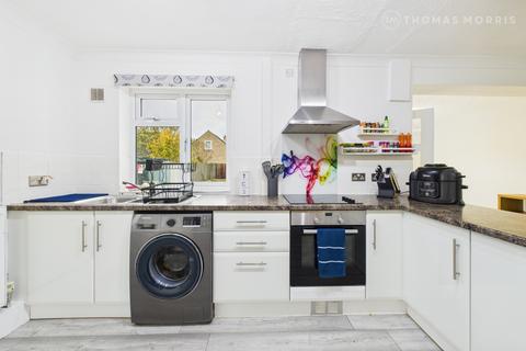 undefined, High Street, St. Neots PE19