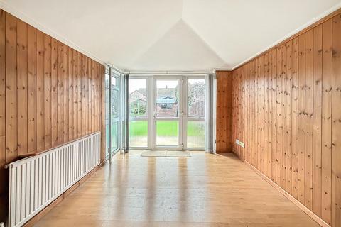 undefined, Queens Meadow, Cambridge CB1