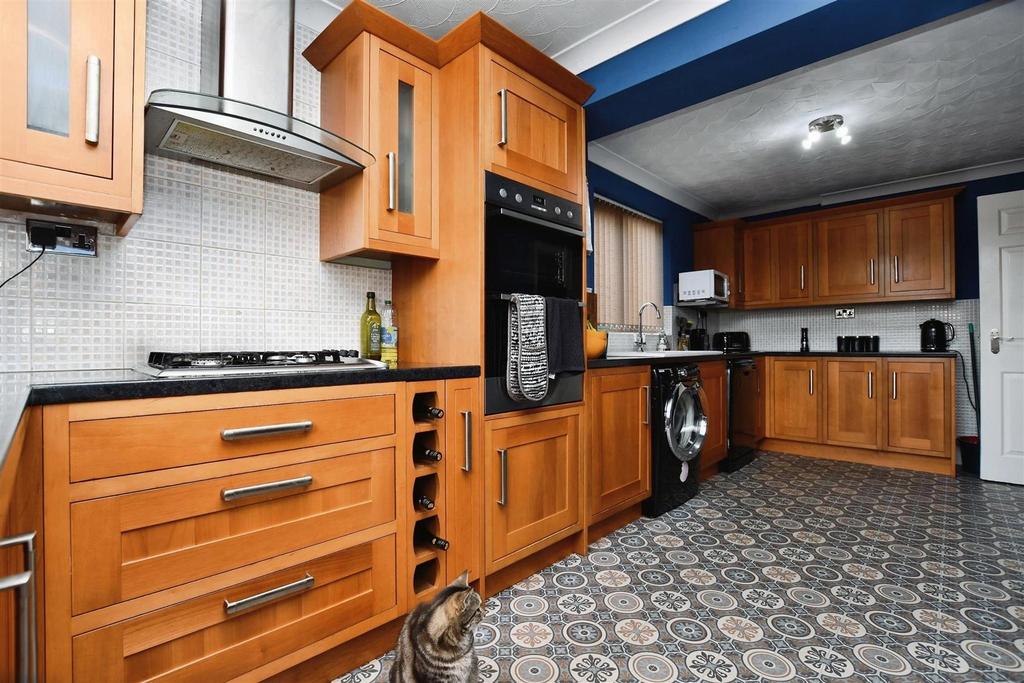 Fitted Kitchen
