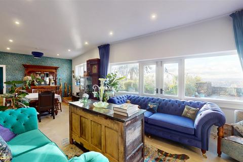 3 bedroom semi-detached house for sale, Crossleys Buildings, Halifax