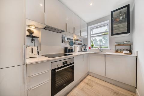undefined, High Street, Beckenham BR3