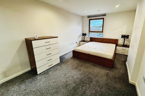 undefined, Gateway East, Marsh Lane, Leeds, LS9