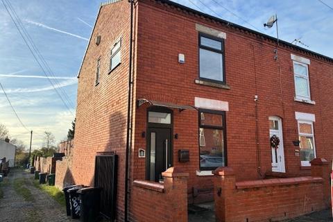 3 bedroom end of terrace house to rent, Dorning Street, Tyldesley, Manchester, Greater Manchester, M29