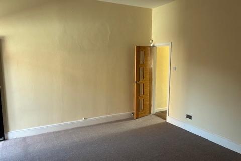 3 bedroom end of terrace house to rent, Dorning Street, Tyldesley, Manchester, Greater Manchester, M29