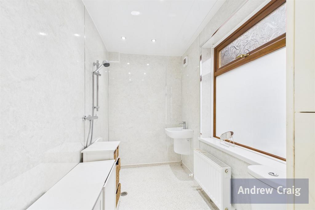 Ground Floor Shower