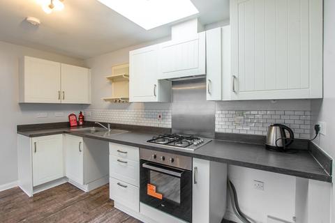 2 bedroom coach house to rent, Mallory Road, Yeovil
