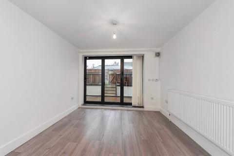 2 bedroom apartment for sale, Blackfen Road, Sidcup, DA15