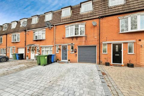 4 bedroom house for sale, Heyes Leigh, Heyes Drive, Timperley, Altrincham, WA15