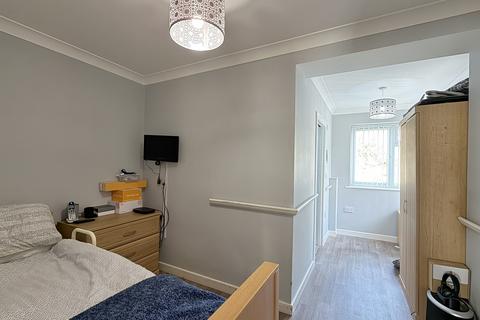 4 bedroom semi-detached house for sale, St. Michaels Road, Kingsteignton, Newton Abbot