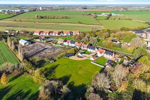 4 bedroom detached house for sale, Heath Road, Tendring, Essex, CO16