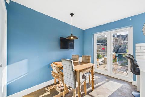 undefined, Blue Leaves Avenue, Coulsdon CR5