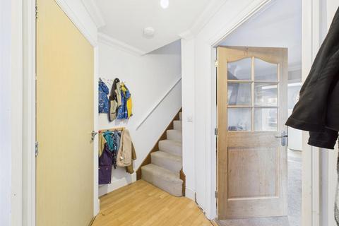 undefined, Blue Leaves Avenue, Coulsdon CR5