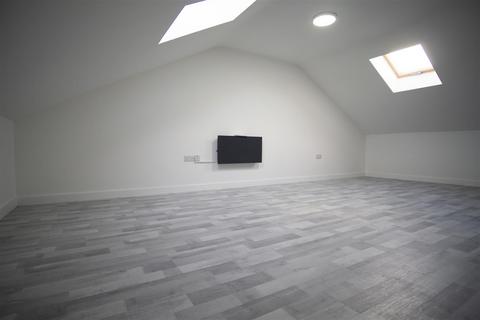 undefined, 1 bedroom flat to LET on Cambridge Close