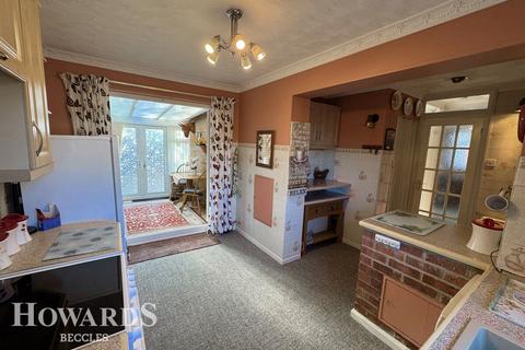3 bedroom detached bungalow for sale, Woodside, Beccles