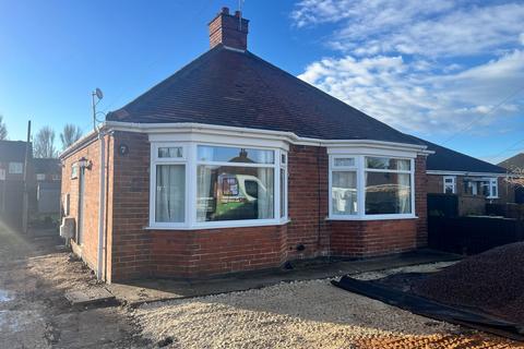 2 bedroom detached bungalow for sale, Dormy Avenue, Skegness PE25