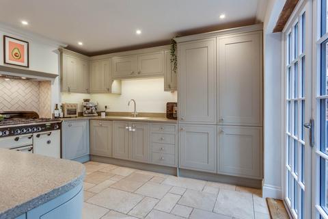 undefined, Briants Avenue, Caversham, Reading