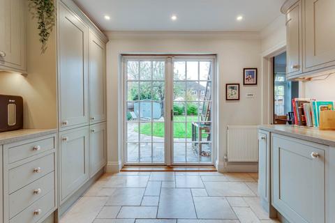undefined, Briants Avenue, Caversham, Reading