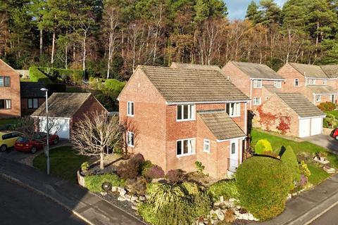 4 bedroom detached house for sale, Horseshoe Close, Colehill, BH21 2UL