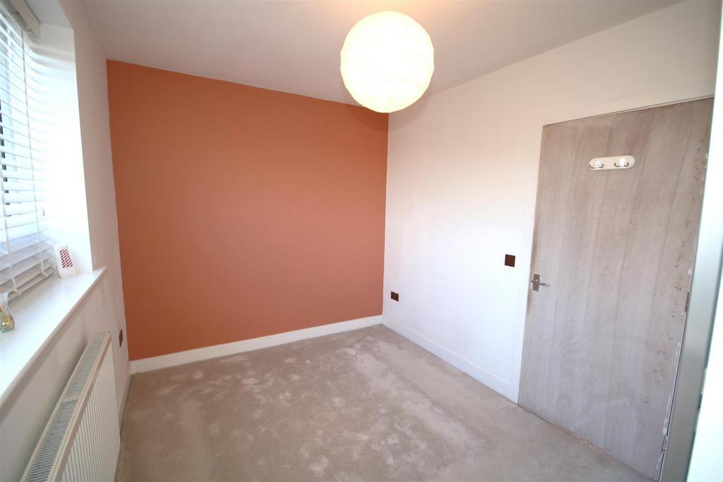 Bedroom 1a.JPG