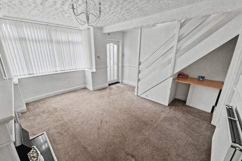 2 bedroom semi-detached house to rent, Broomhall Road, Manchester, M9