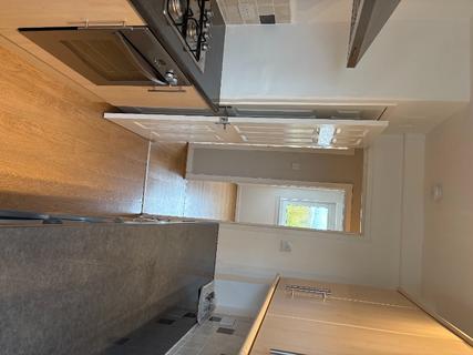 2 bedroom flat to rent, Berryknowes Road, Glasgow, G52