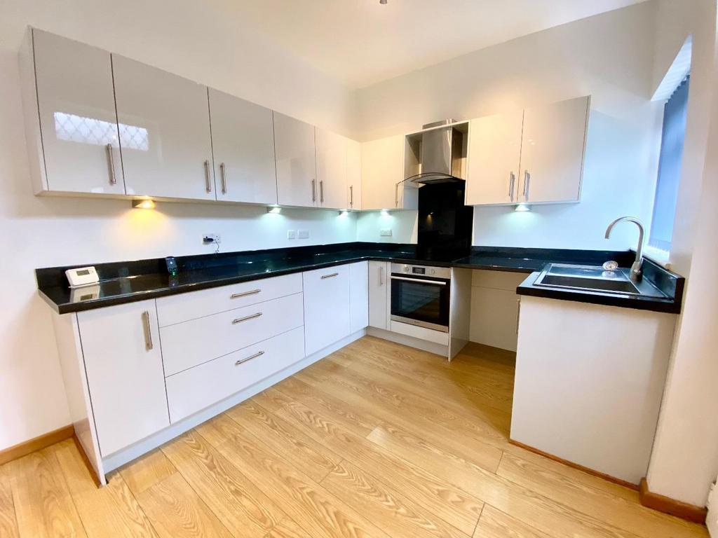 Dining kitchen