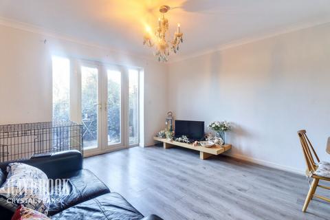 2 bedroom end of terrace house for sale, Dobbs Close, Sheffield