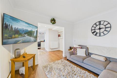 3 bedroom semi-detached house for sale, Derrymore Road, Willerby