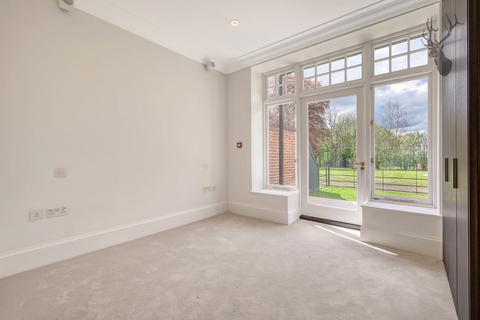 undefined, Woodredon House, Epping