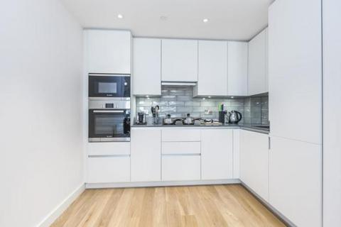 2 bedroom flat to rent, Maud Street, London