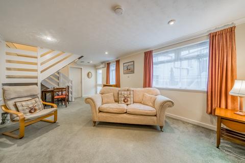 undefined, Woodstone Court, Rhu, Helensburgh, G84 8LH
