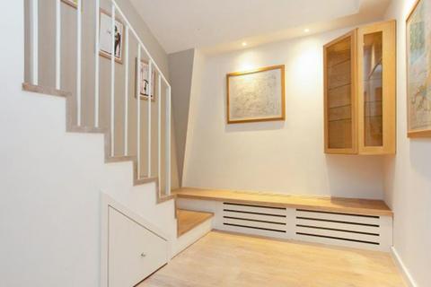 3 bedroom apartment to rent, Clifton Hill, London NW8