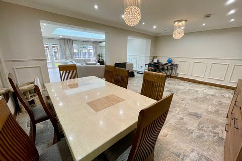 7 bedroom semi-detached house for sale, Austin Road, Luton, Bedfordshire, LU3 1UA