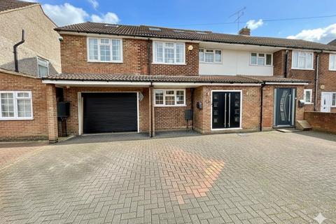 7 bedroom semi-detached house for sale, Austin Road, Luton, Bedfordshire, LU3 1UA