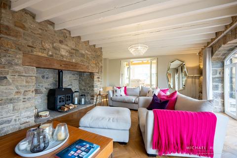 4 bedroom semi-detached house for sale, The Granaries, Offerton, Sunderland