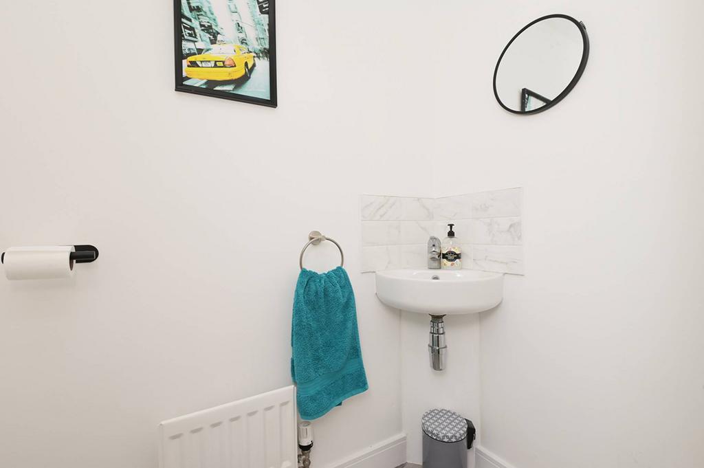 MFL0242136 645.jpg
